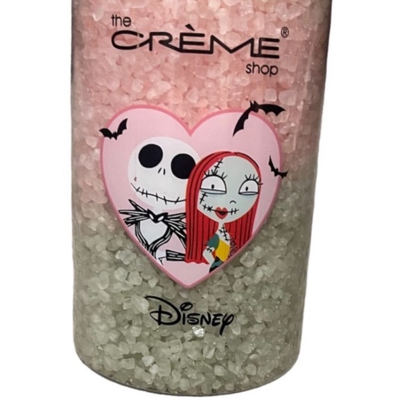 The Creme Shop Disney Nightmare before Christmas
Bath Crystals Limited Edition - Picture 3 of 3